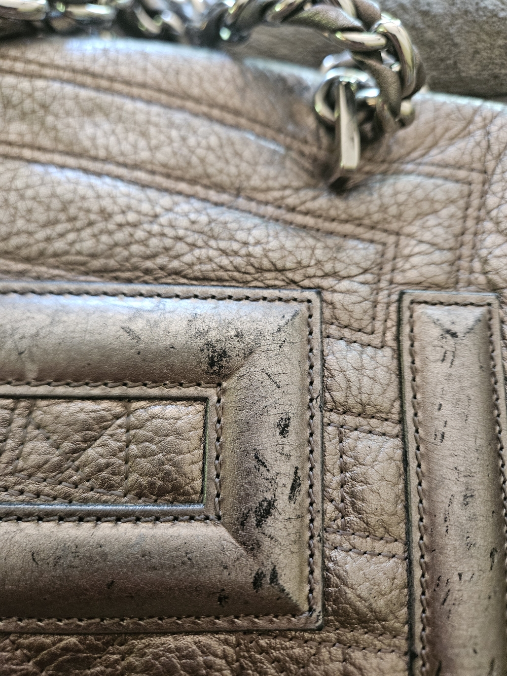 Versace leather shoulder bag in silver quilted - Picture 6 of 8
